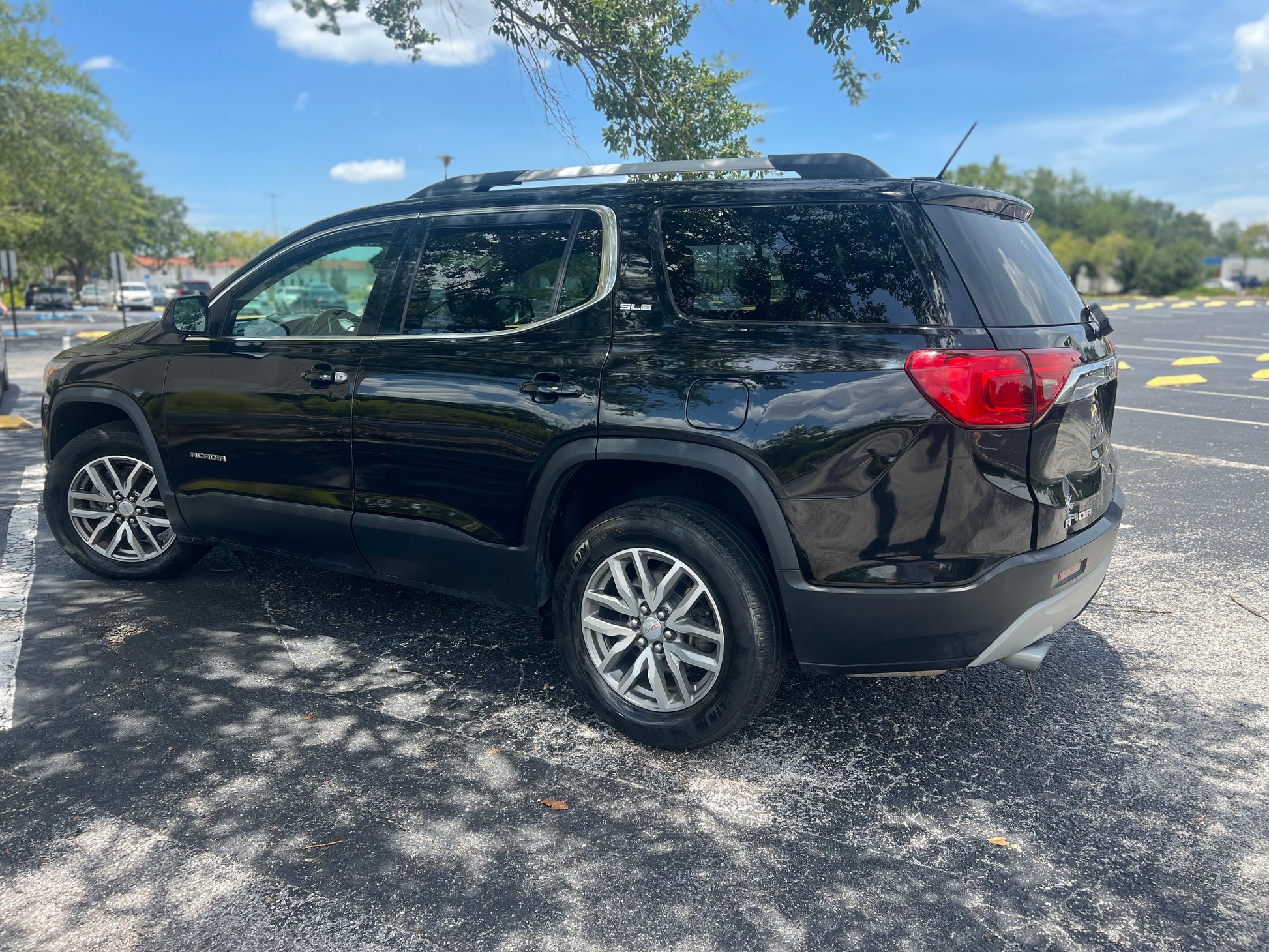 2017 GMC Acadia SLE-2 - Photo 4