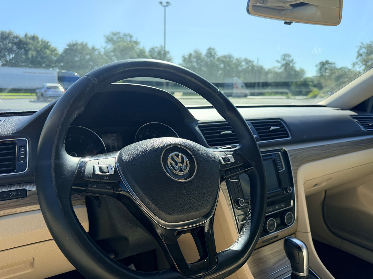 2018 VOLKSWAGEN PASSAT