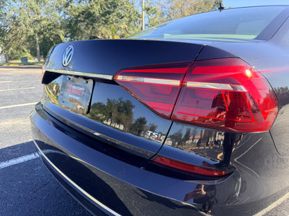 2018 VOLKSWAGEN PASSAT