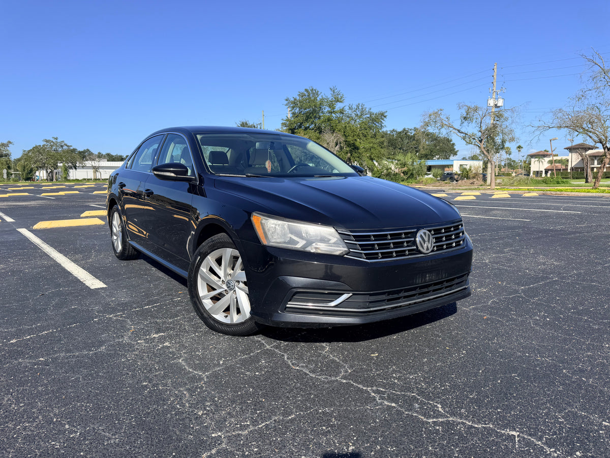 2018 VOLKSWAGEN PASSAT