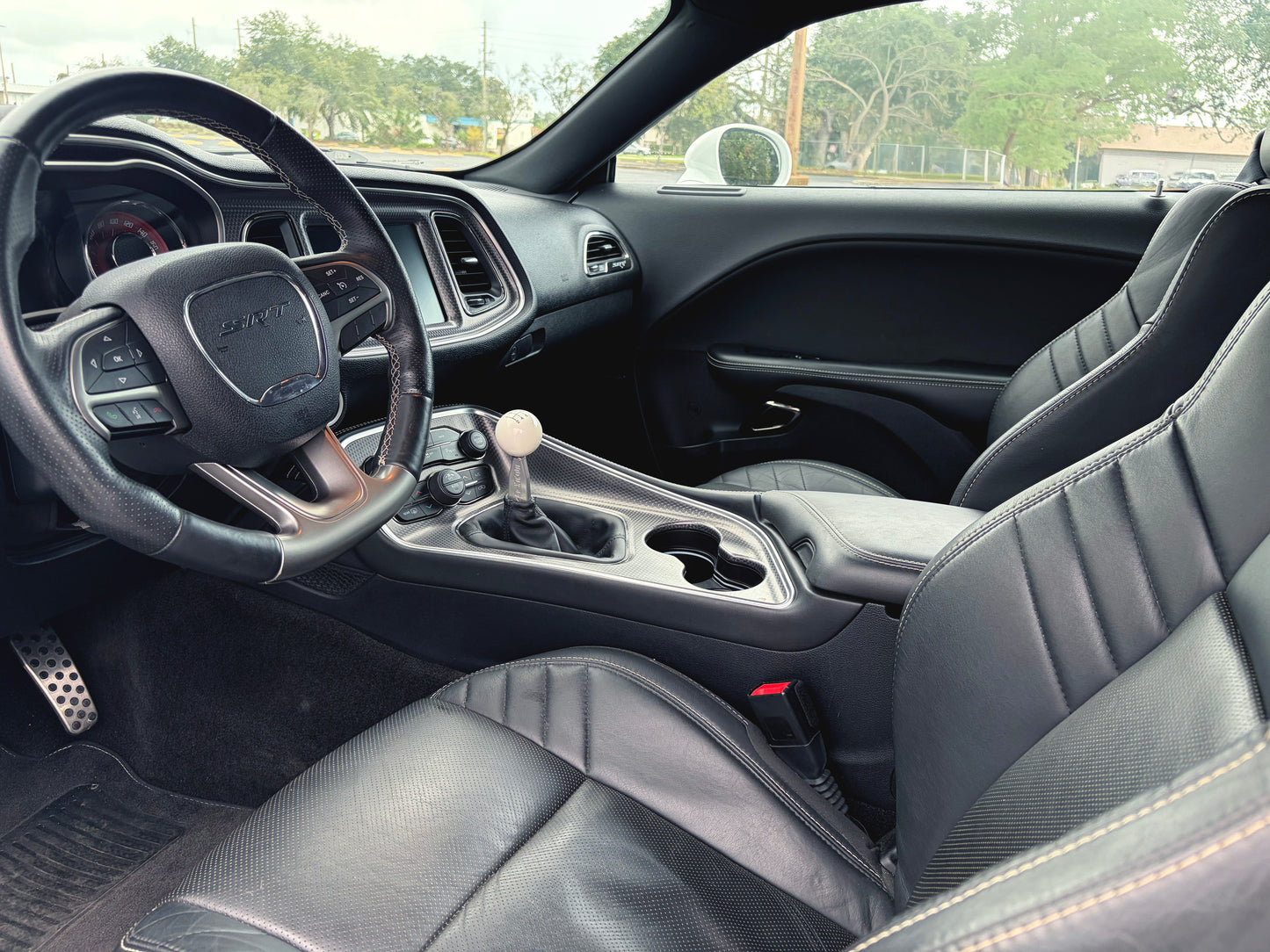2015 DODGE CHALLENGER SRT HELLCAT