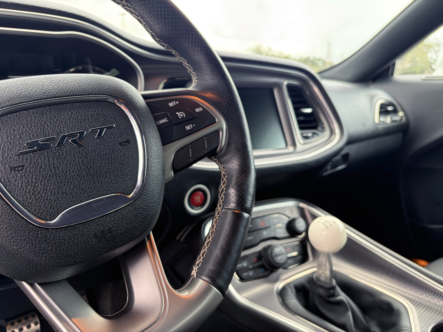 2015 DODGE CHALLENGER SRT HELLCAT