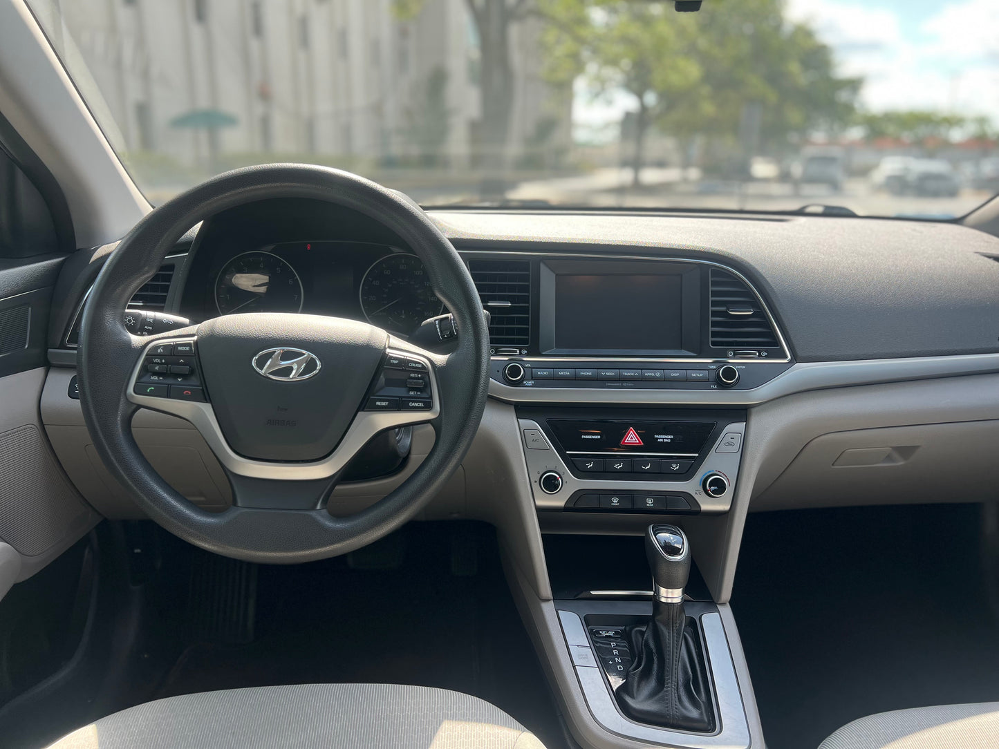 2017 HYUNDAI ELANTRA