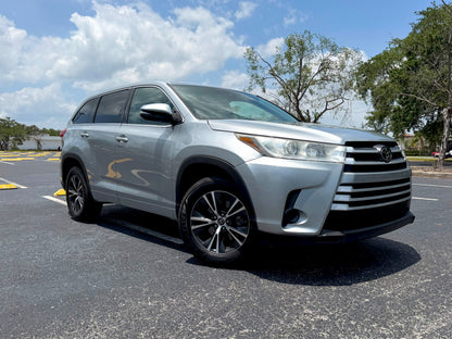2017 TOYOTA HIGHLANDER