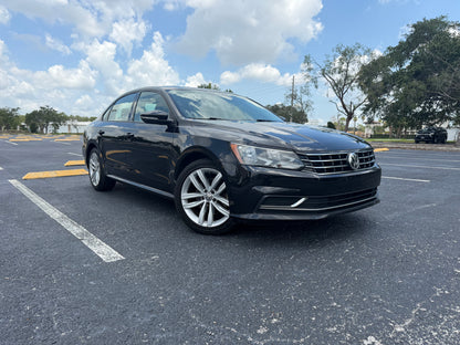 2019 VOLKSWAGEN PASSAT