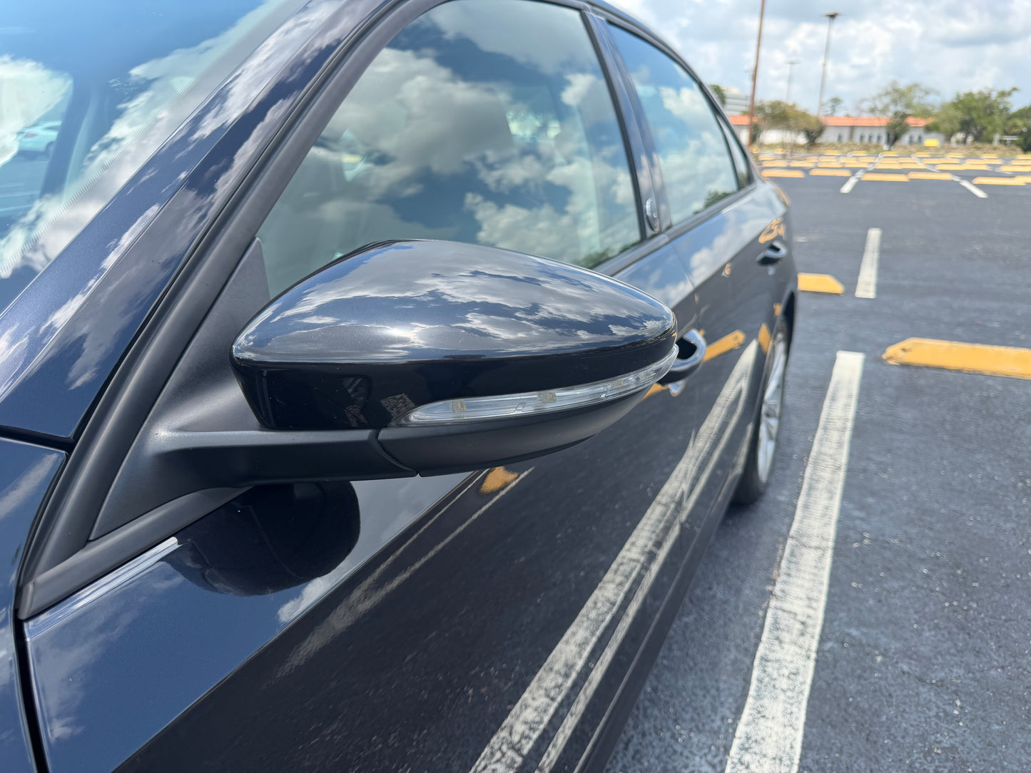 2019 VOLKSWAGEN PASSAT