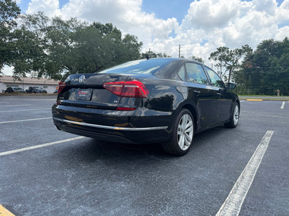 2019 VOLKSWAGEN PASSAT