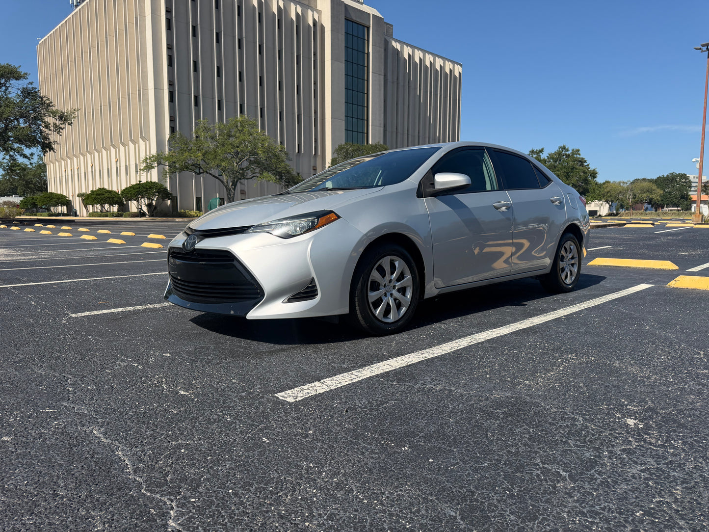 2019 TOYOTA COROLLA