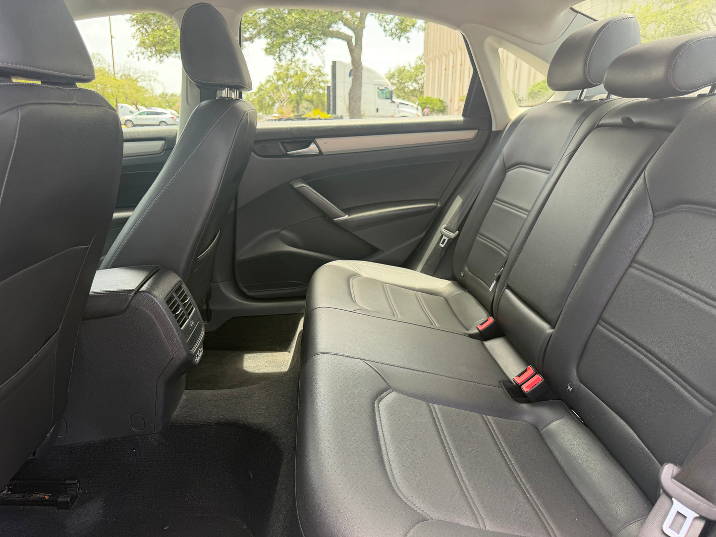 2020 VOLKSWAGEN PASSAT