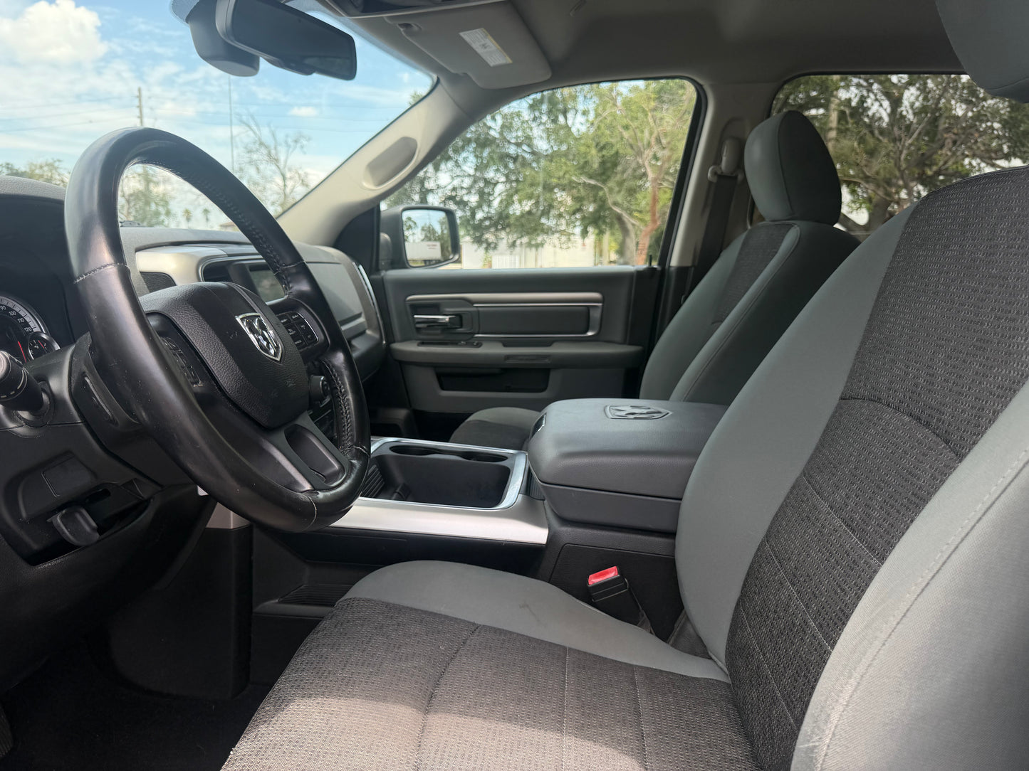 2020 RAM 1500 V8