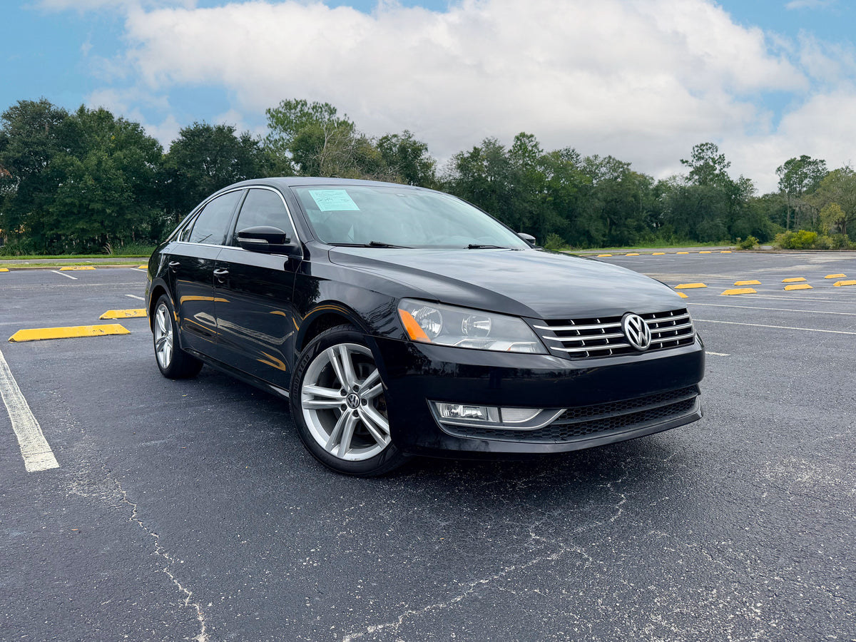 2014 VOLKSWAGEN PASSAT