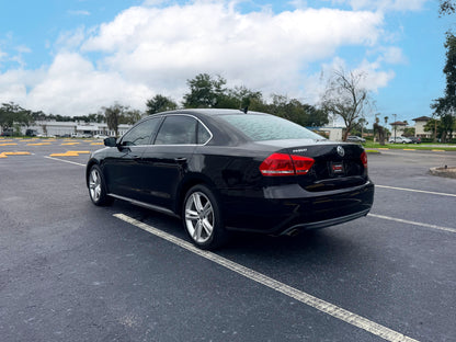 2014 VOLKSWAGEN PASSAT