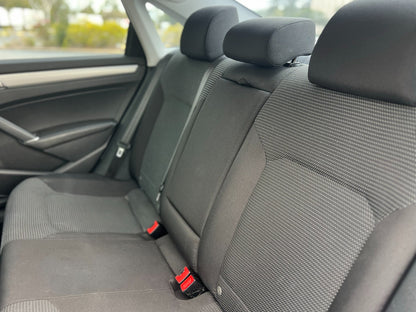 2016 VOLKSWAGEN PASSAT