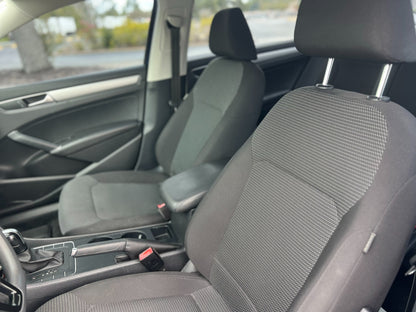 2016 VOLKSWAGEN PASSAT