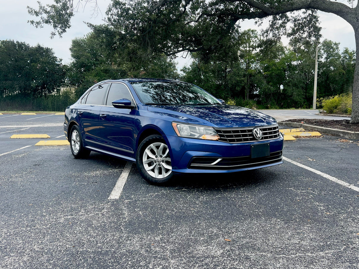 2016 VOLKSWAGEN PASSAT